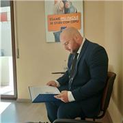 Ciao! Ho una laurea magistrale in lingua inglese e una (magistrale ) in letteratura italiana. Inglese italiano latino storia.